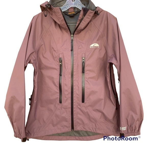 GoLite Jackets & Blazers - 𝅺GOLITE Women’s Gore-Tex Waterproof Phantom Shell Jacket in Mauve Size Small